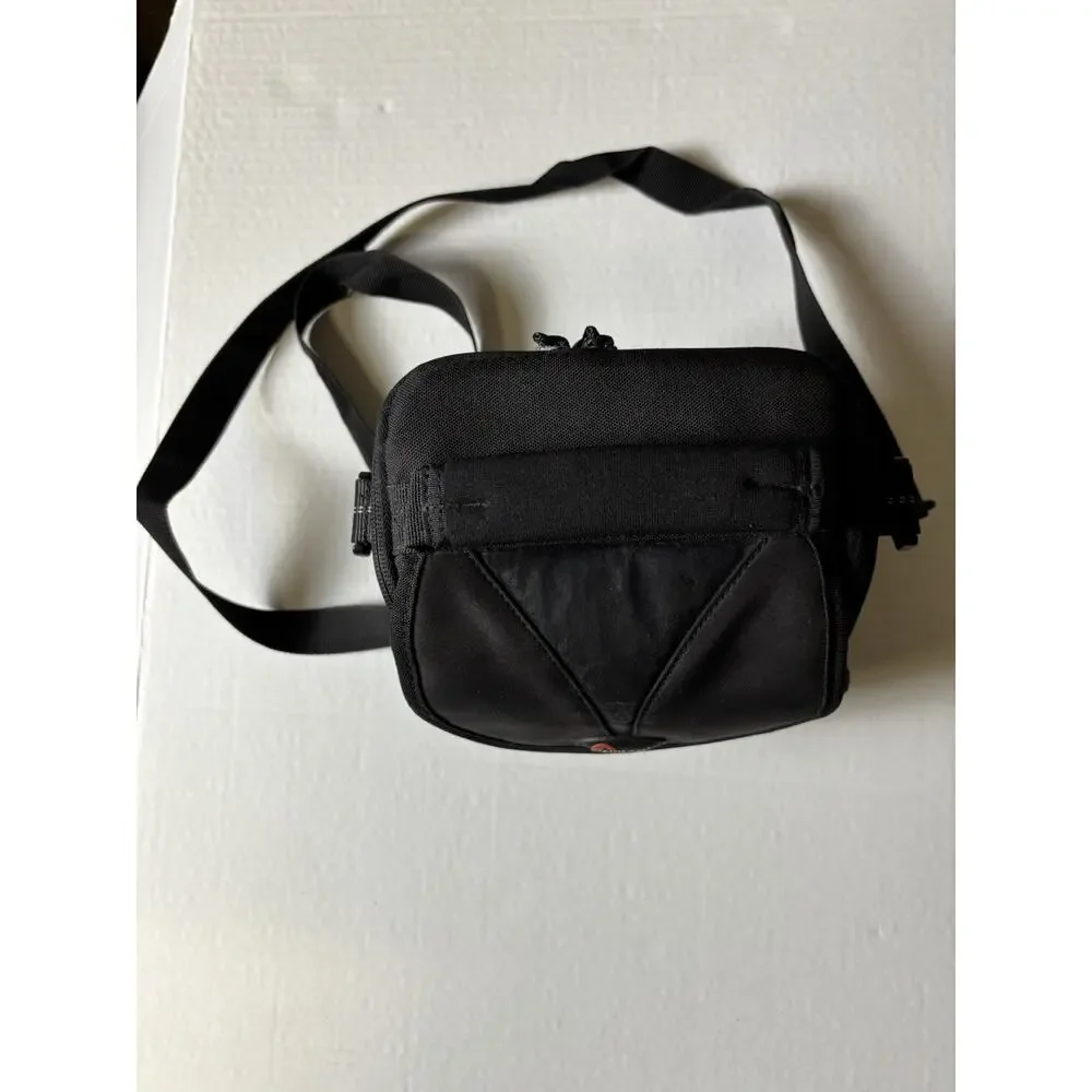 Lowepro Rezo 110 AW Camera Bag w/ Strap - Black. Clean.